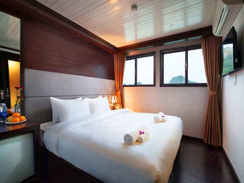 Deluxe Seaview - 2 Pax/ Cabin (Location: 1st Deck - Window Seaview)