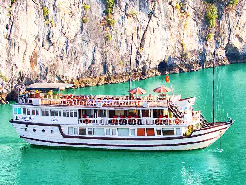 Garden Bay Luxury Cruise 3 Days 2 Nights