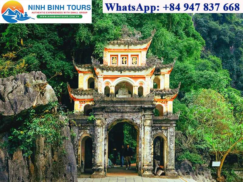 Bich Dong Pagoda - Second Most Beautiful Cave - Ninh Binh - Vietnam
