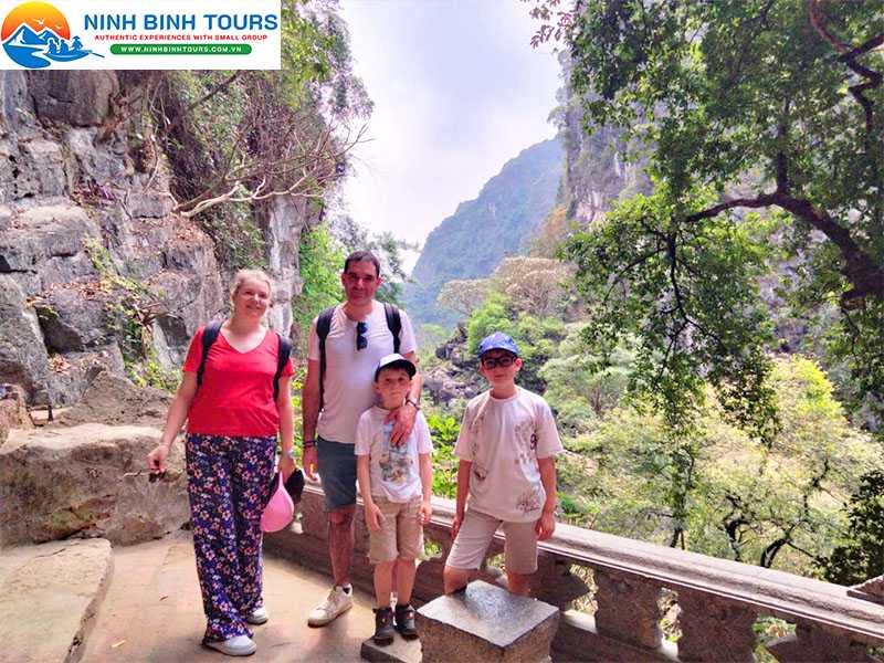 Ninh Binh Private Tour - 1 Day - Visit: Hoa Lu - Tam Coc - Mua Cave - Bich Dong Pagoda - Departure from Ninh Binh