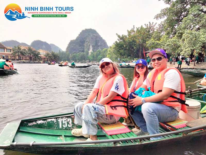 Ninh Binh Private Tour - 1 Day - Visit: Hoa Lu - Trang An - Mua Cave - Bich Dong Pagoda - Departure from Ninh Binh