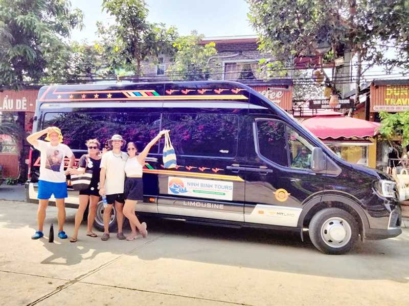 Ninh Binh Group Tour 1 Day - Max 9 Pax in Limousine Dcar - Visit: Hoa Lu - Tam Coc - Mua Cave - Bich Dong Pagoda - Departure From Hanoi