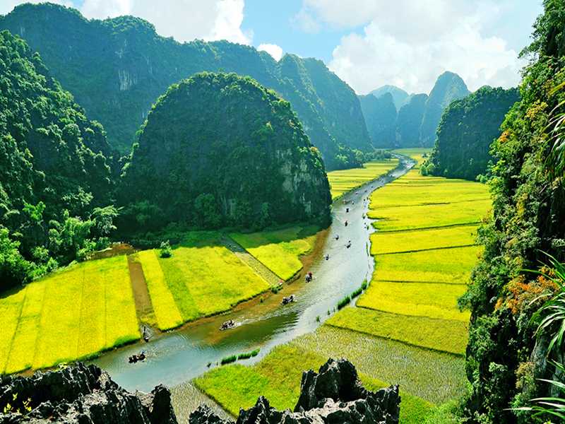 Bai Dinh Pagoda - Trang An - Mua Cave - Ninh Binh Tour 1 Day