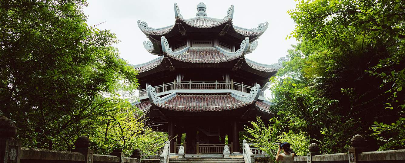 Ninh Binh Private Tours - 1 Day - Visit: Tam Coc - Mua Cave - Bai Dinh Pagoda - Departure from Hanoi